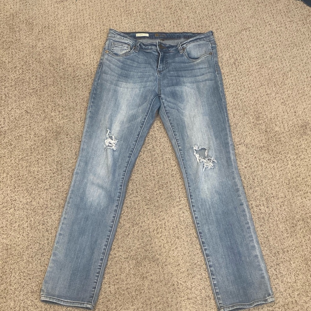 Kut from the Kloth light wash denim. Boyfriend lightly distressed